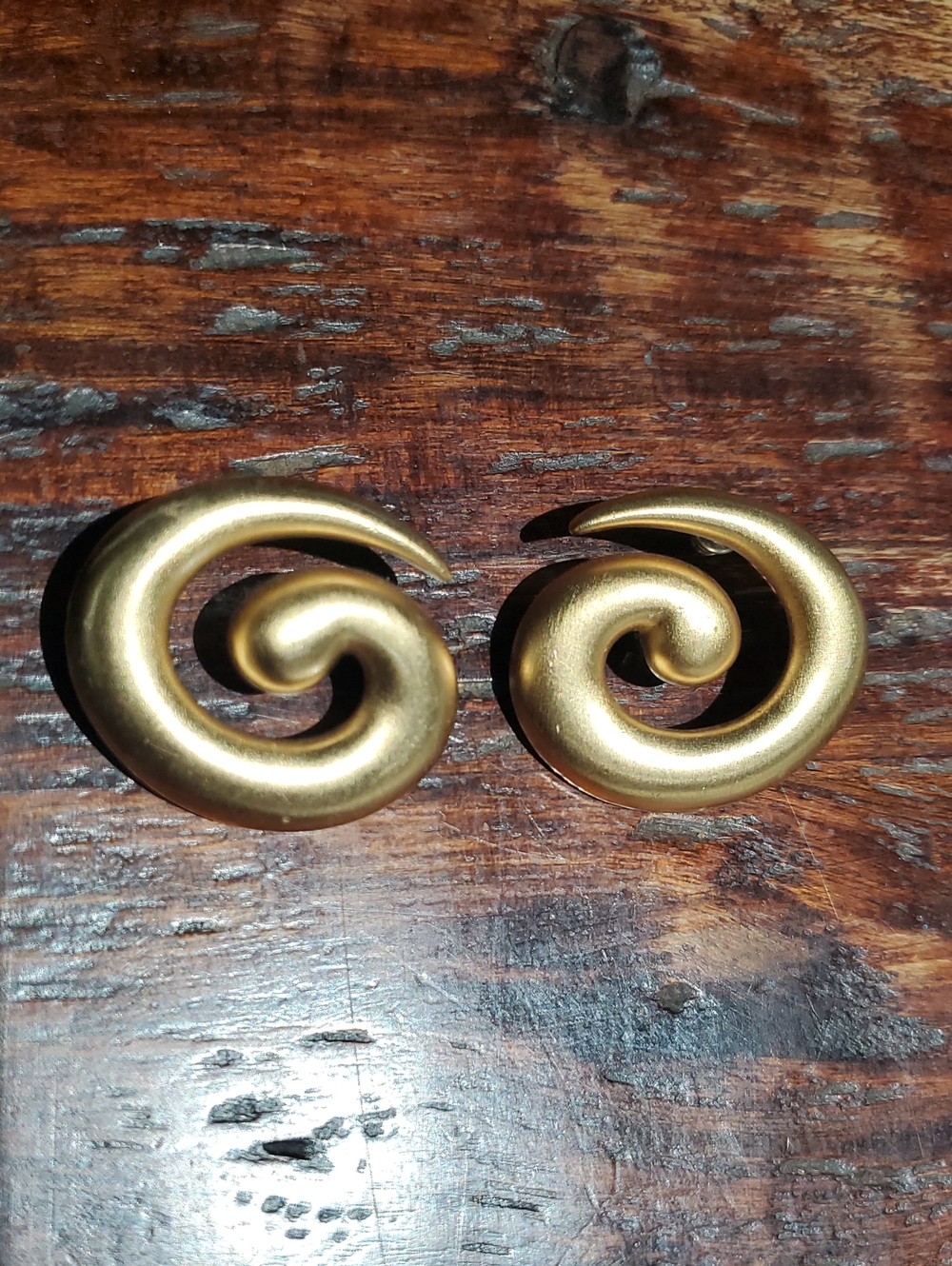 Vintage Gold Spiral Post Earrings Career Dressy Evening Classy Drama Statement